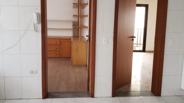 Apartamento com 4 Quartos e 5 Vagas / 5019