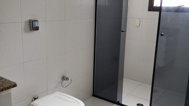 Apartamento com 4 Quartos e 5 Vagas / 5019