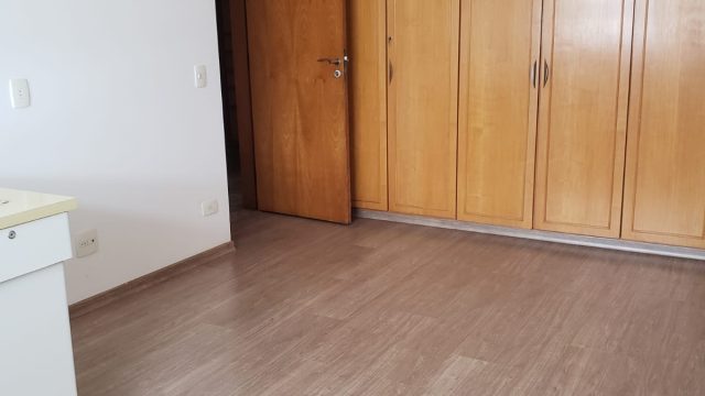 Apartamento com 4 Quartos e 5 Vagas / 5019