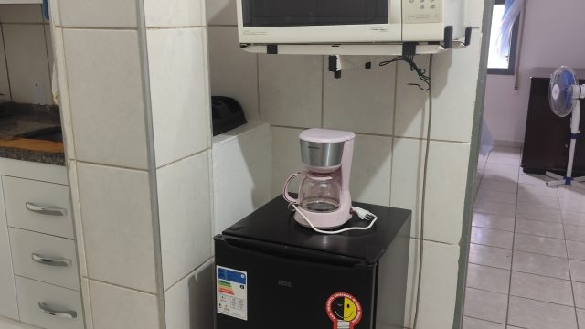7032
