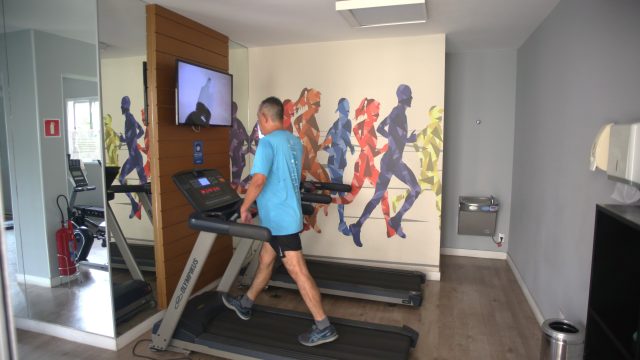 7034 APARTAMENTO BOM RETIRO